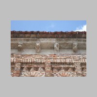 Photo by Romerin on Wikipedia,4.jpg